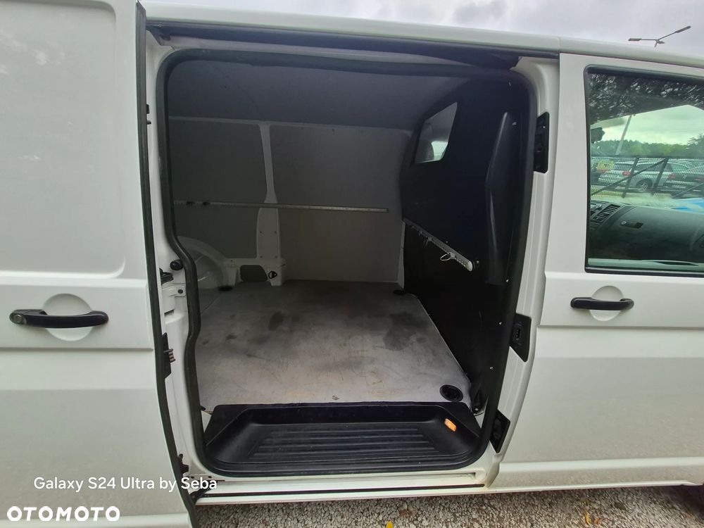 Volkswagen Transporter - 18