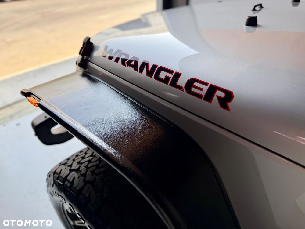 Jeep Wrangler 3.6 Sahara - 9