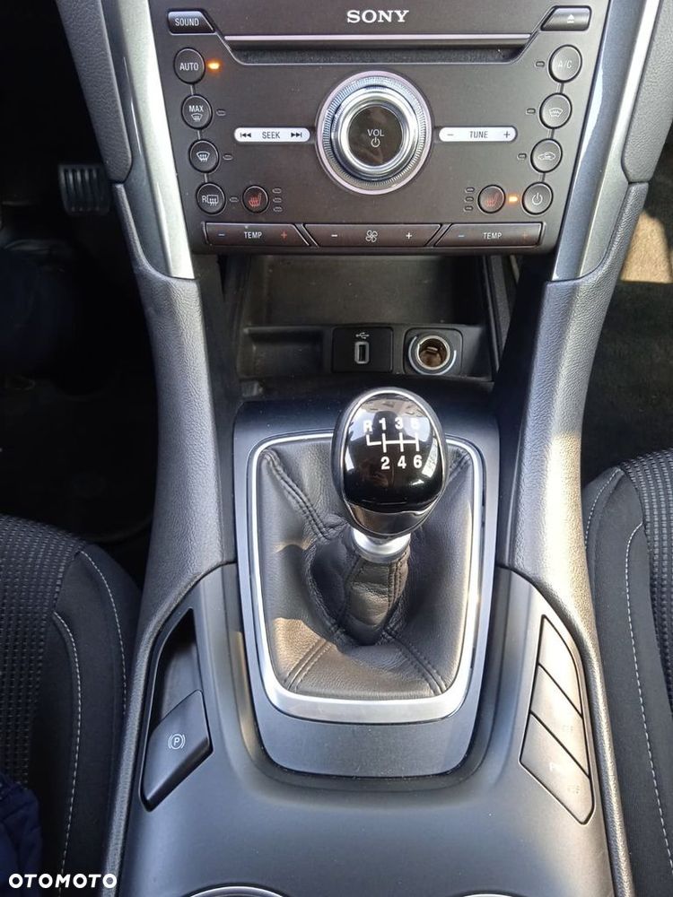 Ford Mondeo 2.0 EcoBlue Titanium - 29
