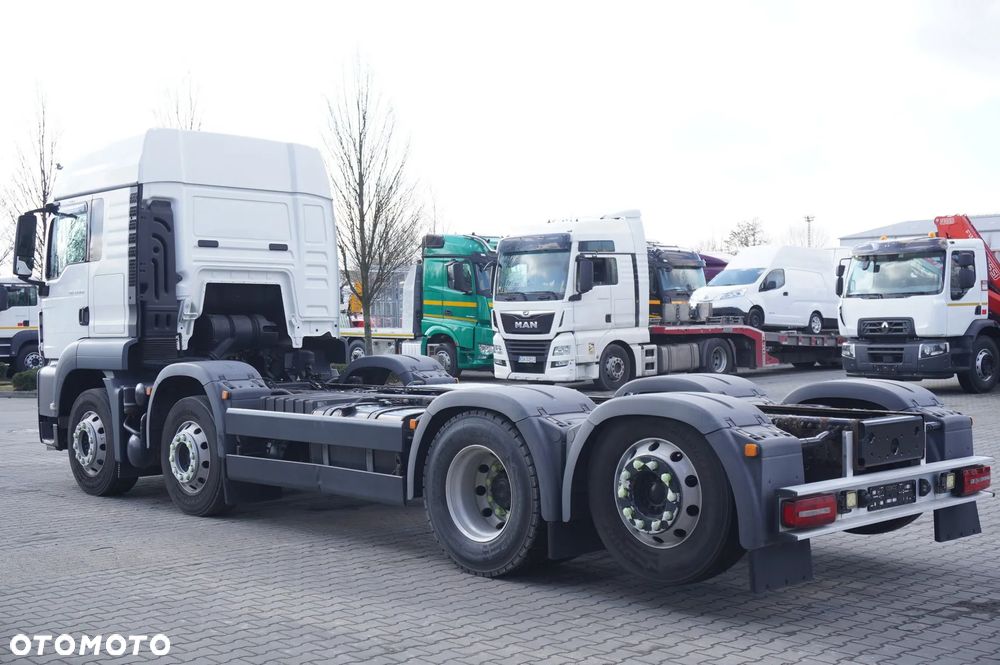 MAN TGS 35.420 8×2 / Chassis 6.4 m / 3 steered axles / 3 units - 8
