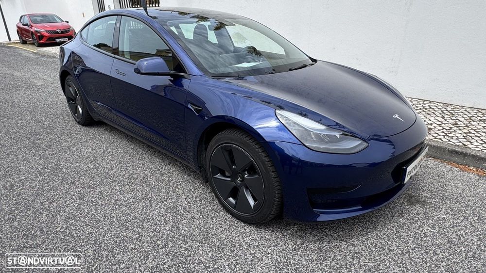 Tesla Model 3 - 1