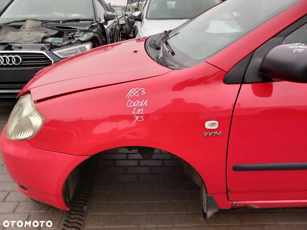 TOYOTA COROLLA E12 BŁOTNIK LEWY PRZEDNI LEWY PRZÓD KOLOR: 3E5 - 1