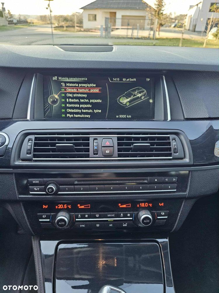 BMW Seria 5 520d Luxury Line - 8