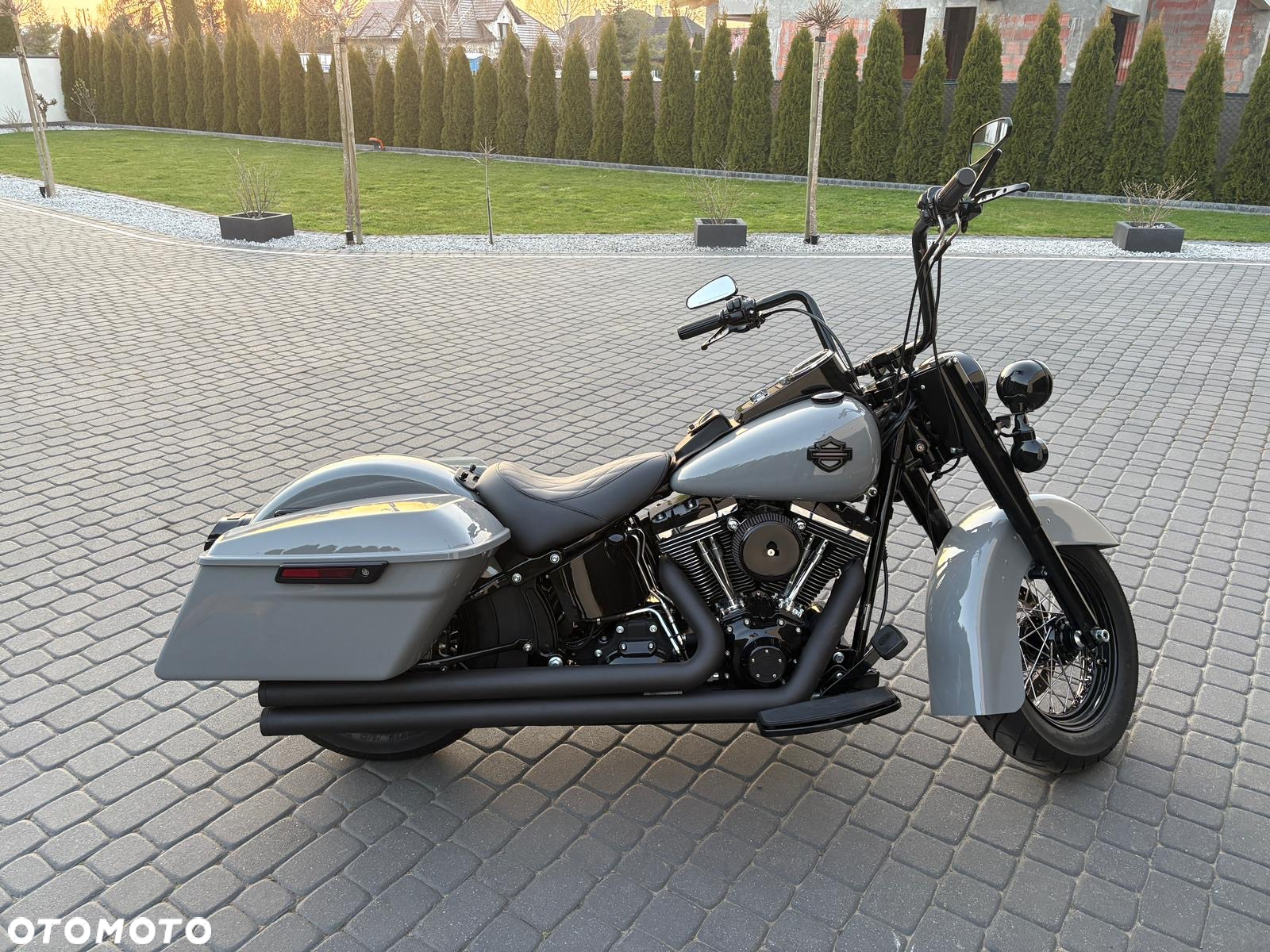 Harley-Davidson Softail Heritage Classic - 4