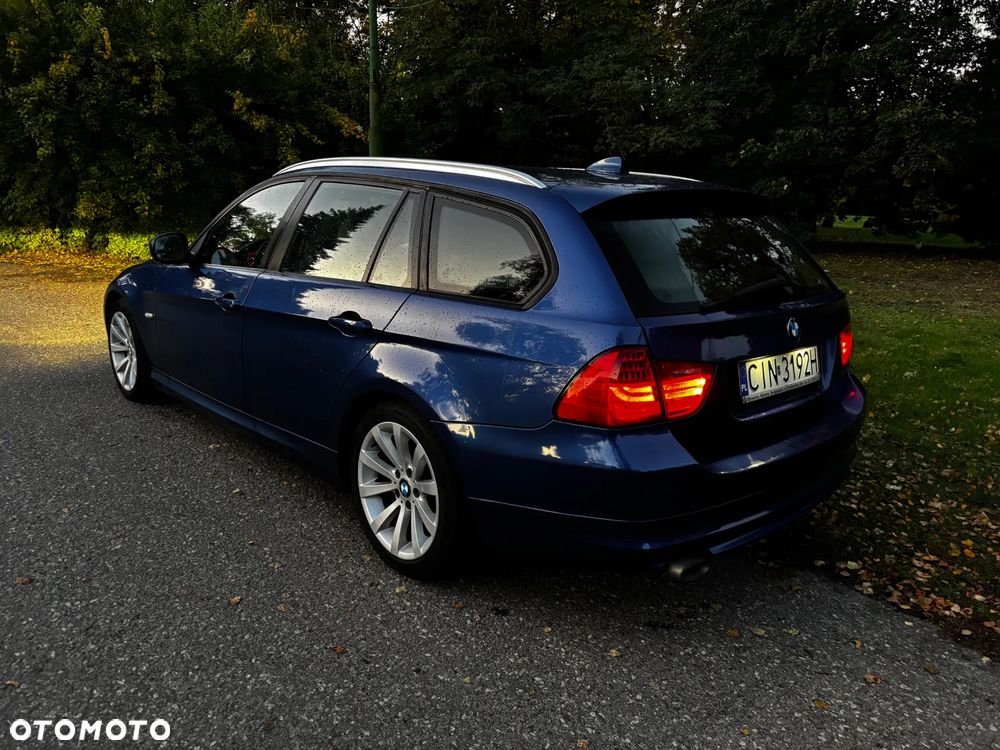 BMW Seria 3 318d - 9
