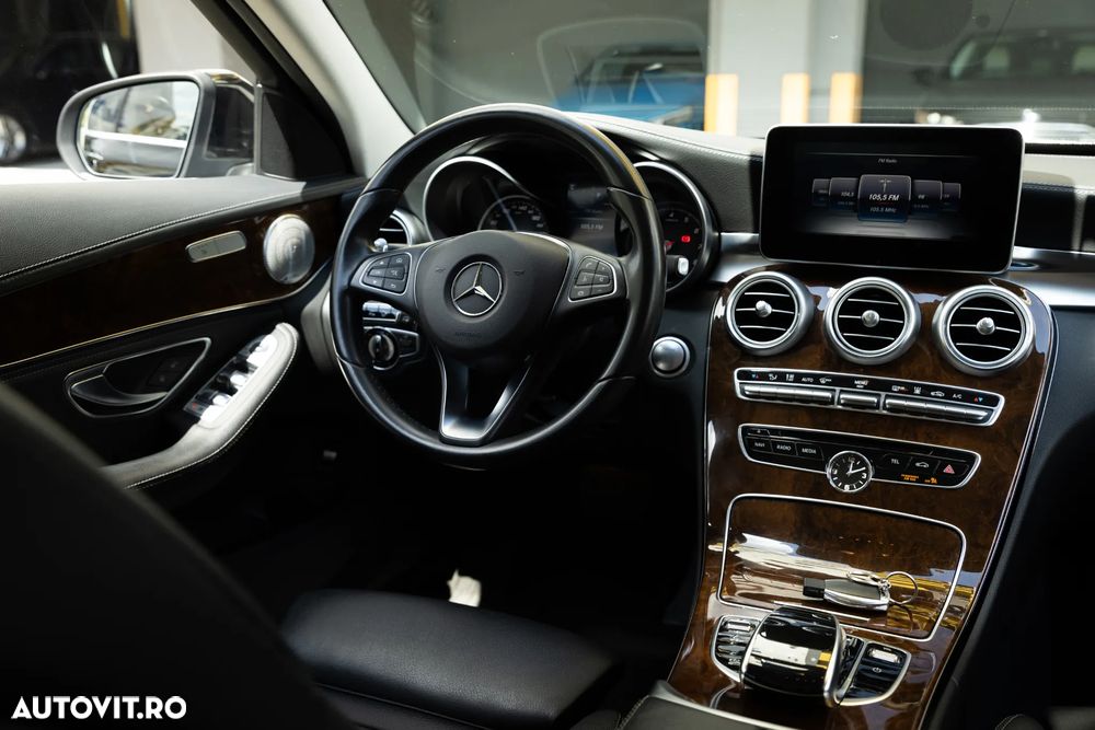 Mercedes-Benz C - 28