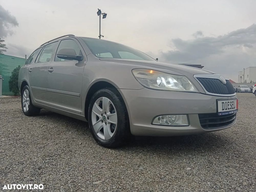 Skoda Octavia 2.0 TDI DPF Ambition - 1