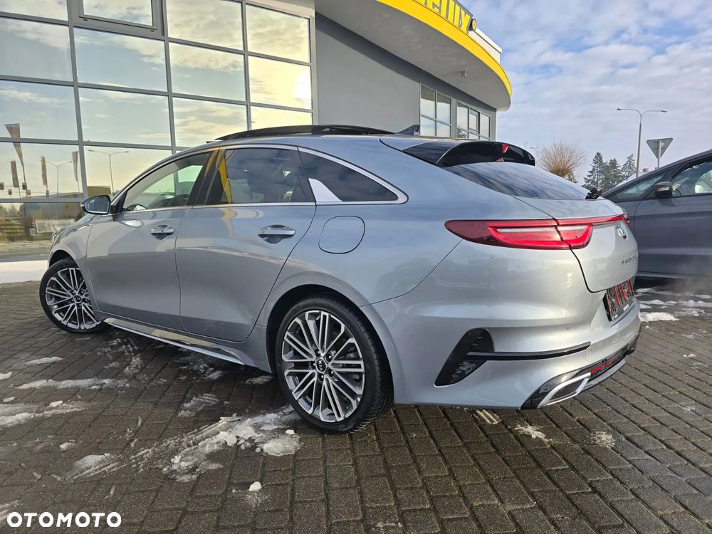 Kia ProCeed 1.6 CRDi DCT7 SCR GT LINE - 23