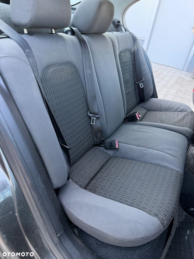 Seat Toledo 1.6 Stella - 24