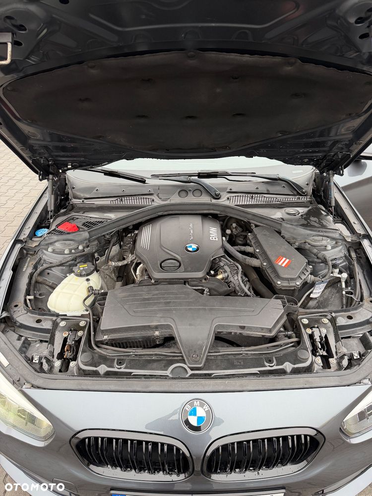BMW Seria 1 120d Sport Line Shadow - 15