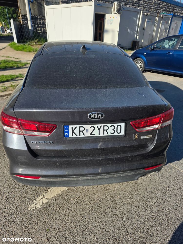 Kia Optima 1.7 CRDI L DCT - 4
