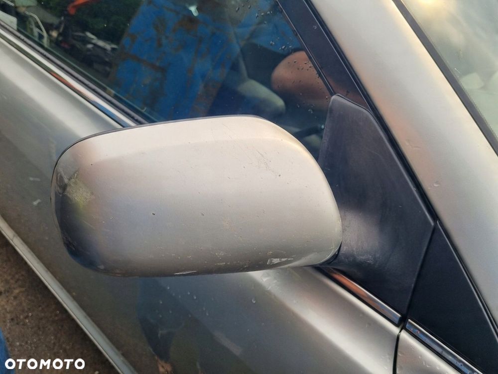 TOYOTA AVENSIS T25 03-09 r. LUSTERKO PRAWE ELEKTRYCZNE 7PIN lakier 1C0 - 5