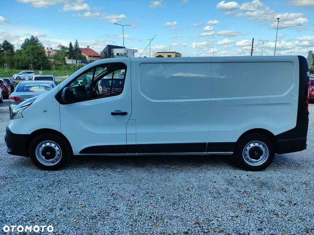Renault Trafic - 10