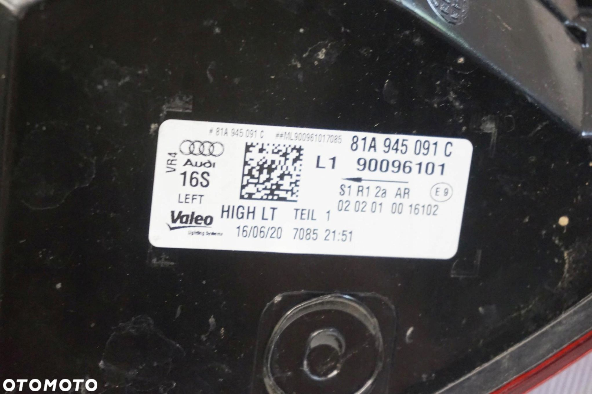 LAMPA LEWA TYLNA LED AUDI Q2 81A 81A945091C - 5