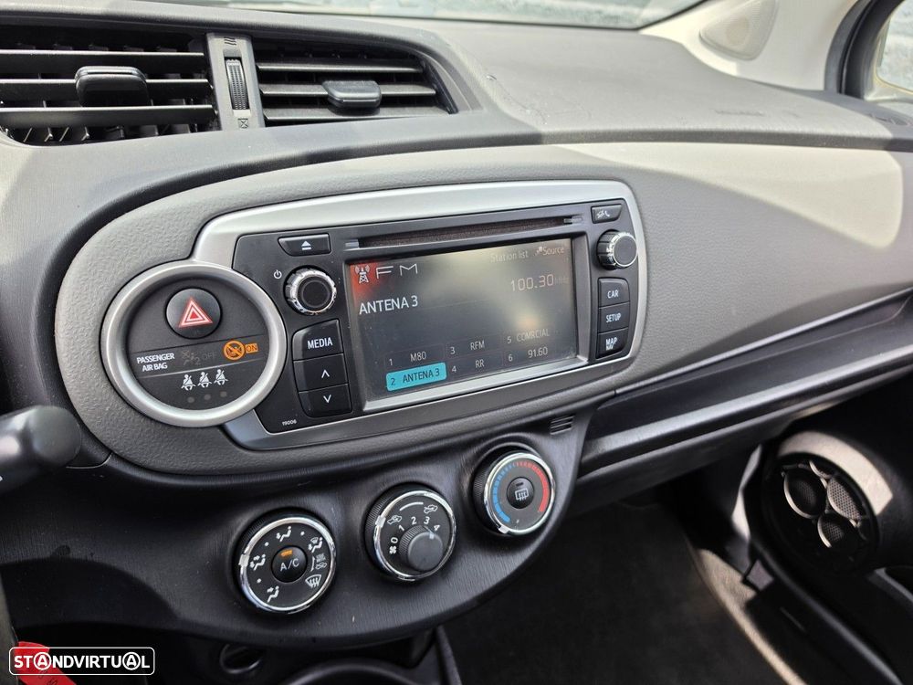 Toyota Yaris 1.0 VVT-i Comfort+Navi - 8