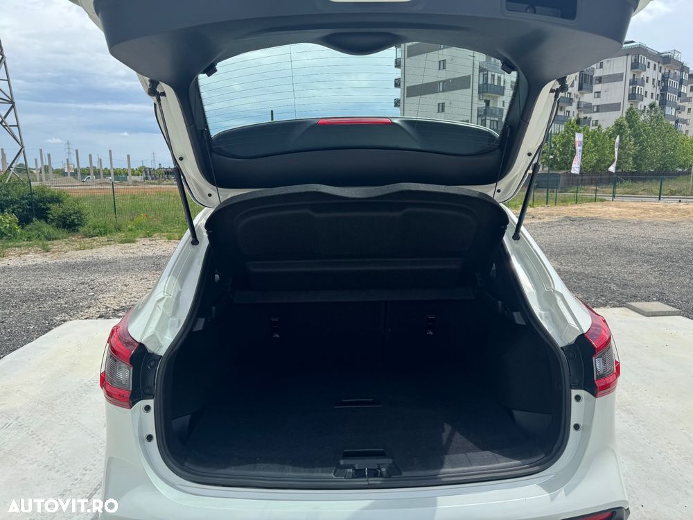 Nissan Qashqai 1.3 DIG-T DCT ACENTA - 22