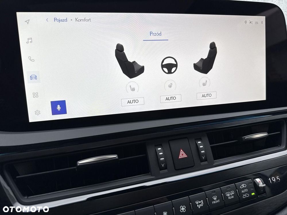 Lexus ES 300h Business Edition - 22