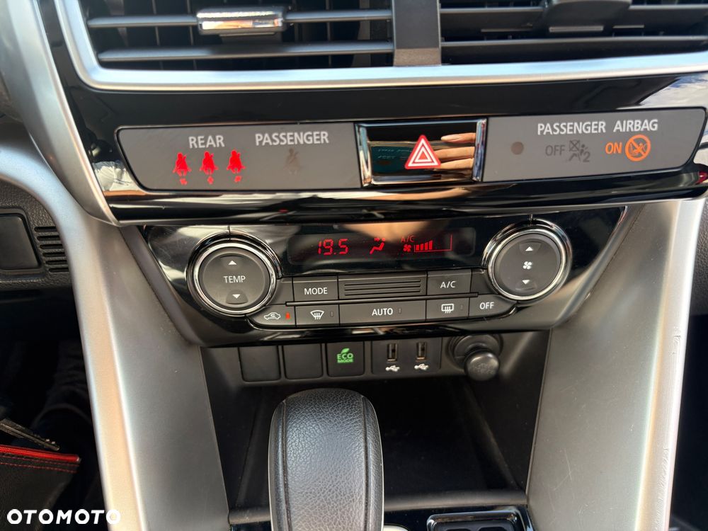 Mitsubishi Eclipse Cross - 30