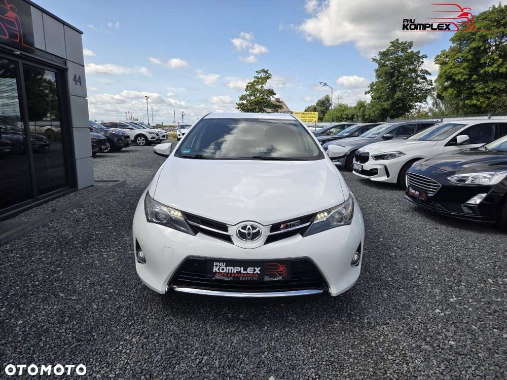 Toyota Auris - 3