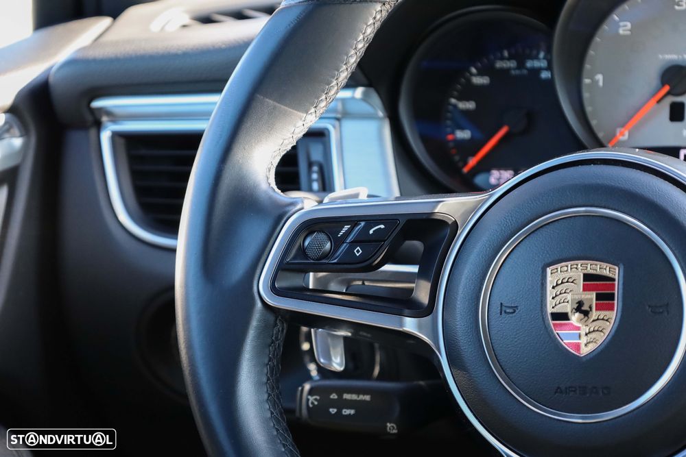Porsche Macan S - 15