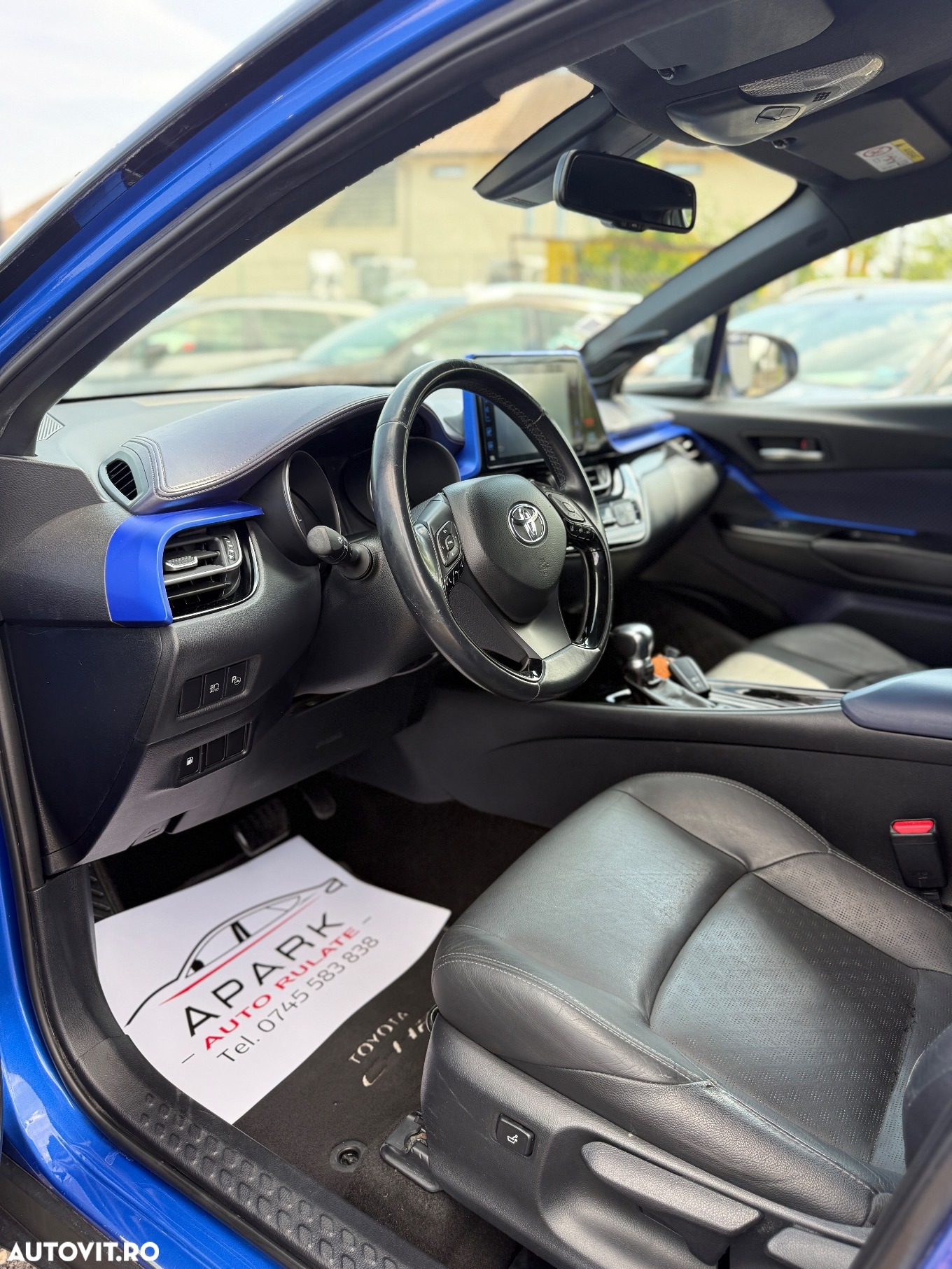 Toyota C-HR 1.8 HSD 122 CP 4x2 CVT C-ult Style bi-tone - 17
