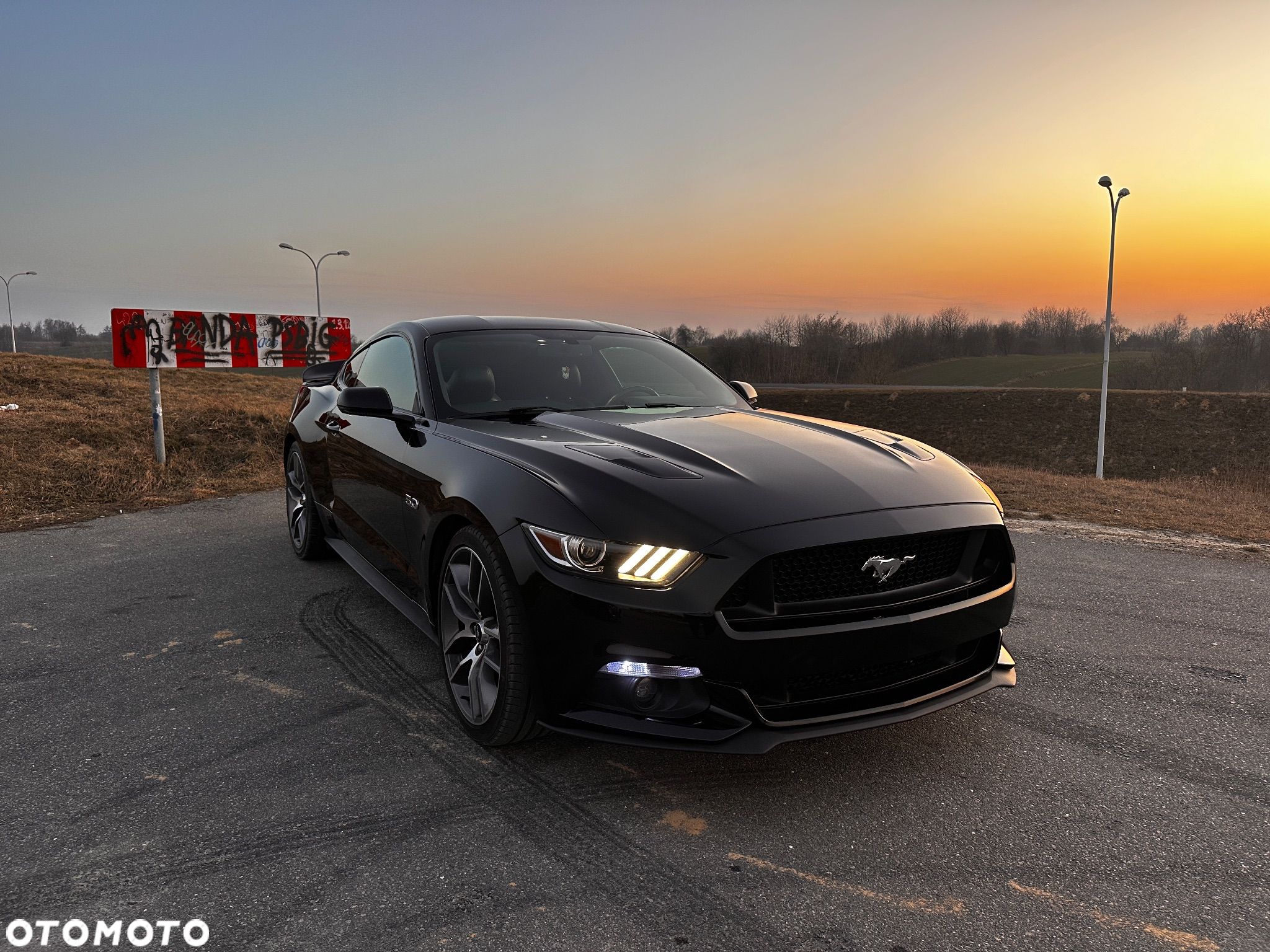 Ford Mustang 5.0 V8 Black Edition - 1