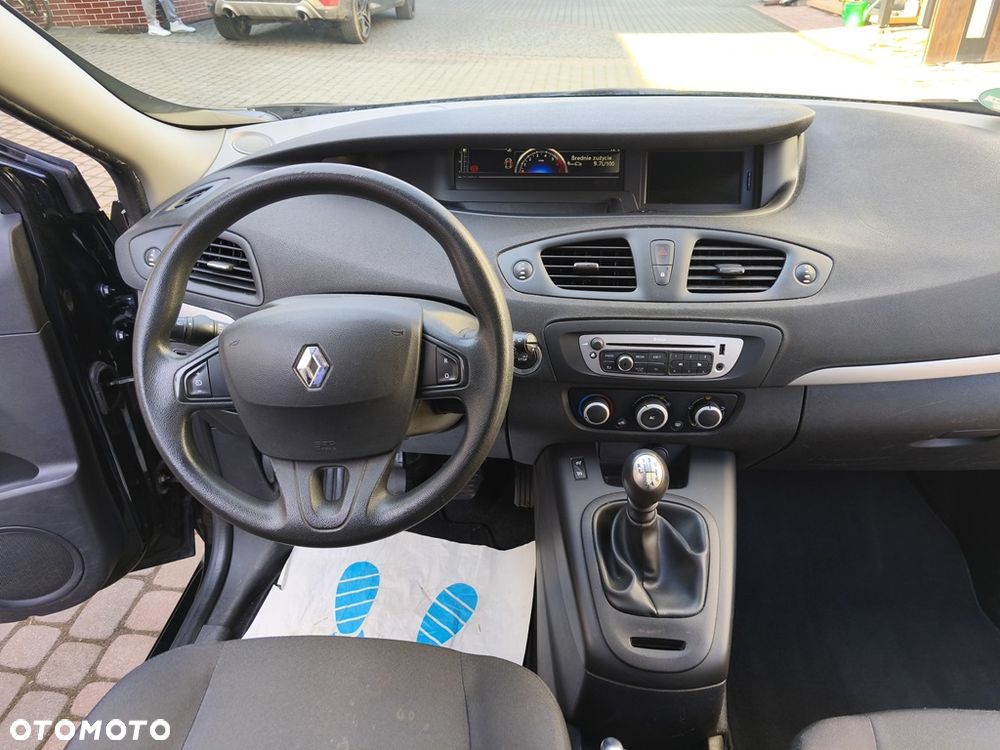 Renault Scenic 1.6 16V 110 TomTom Edition - 19