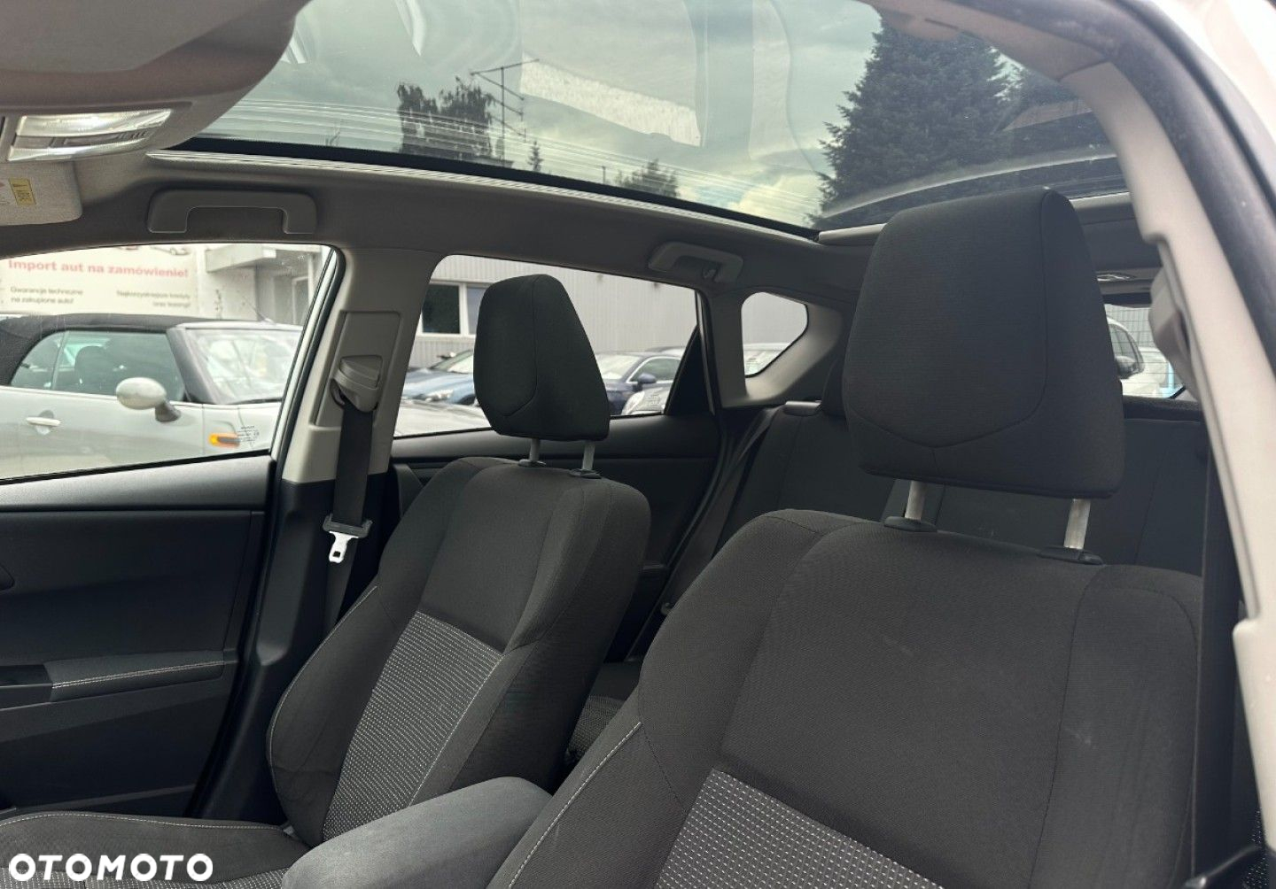 Toyota Auris - 15