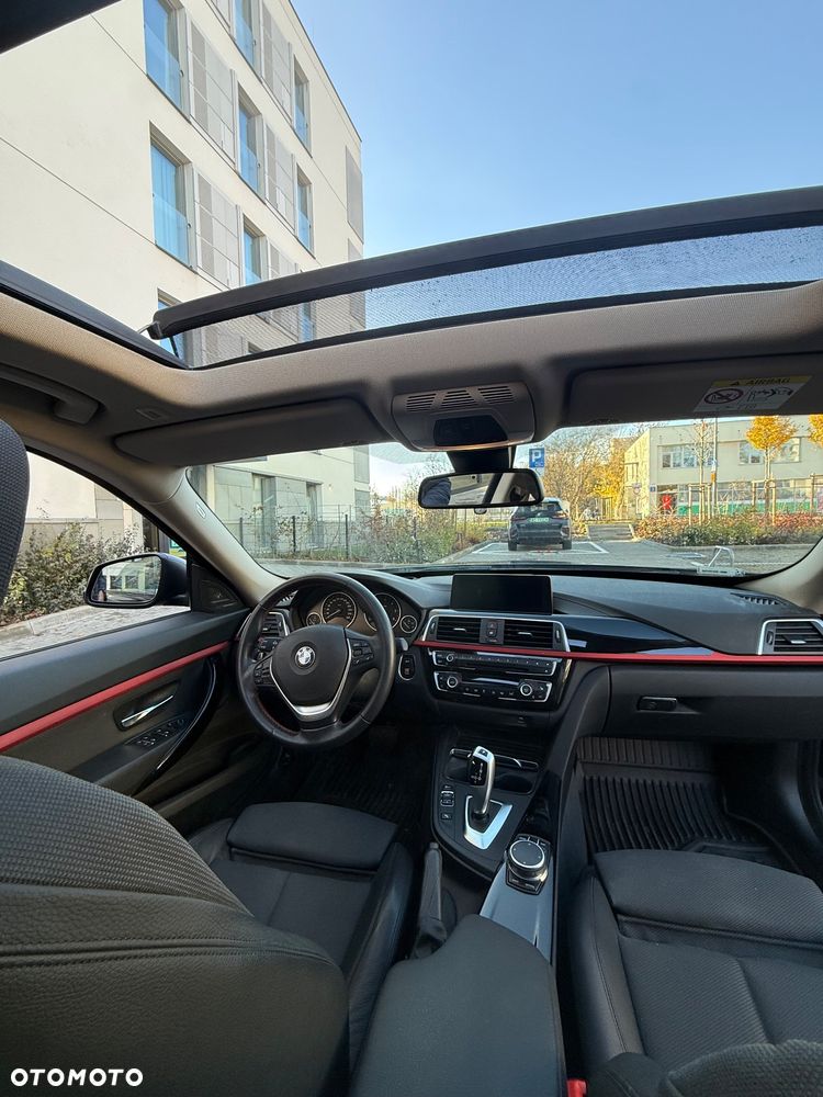 BMW Seria 3 320d M Sport - 10