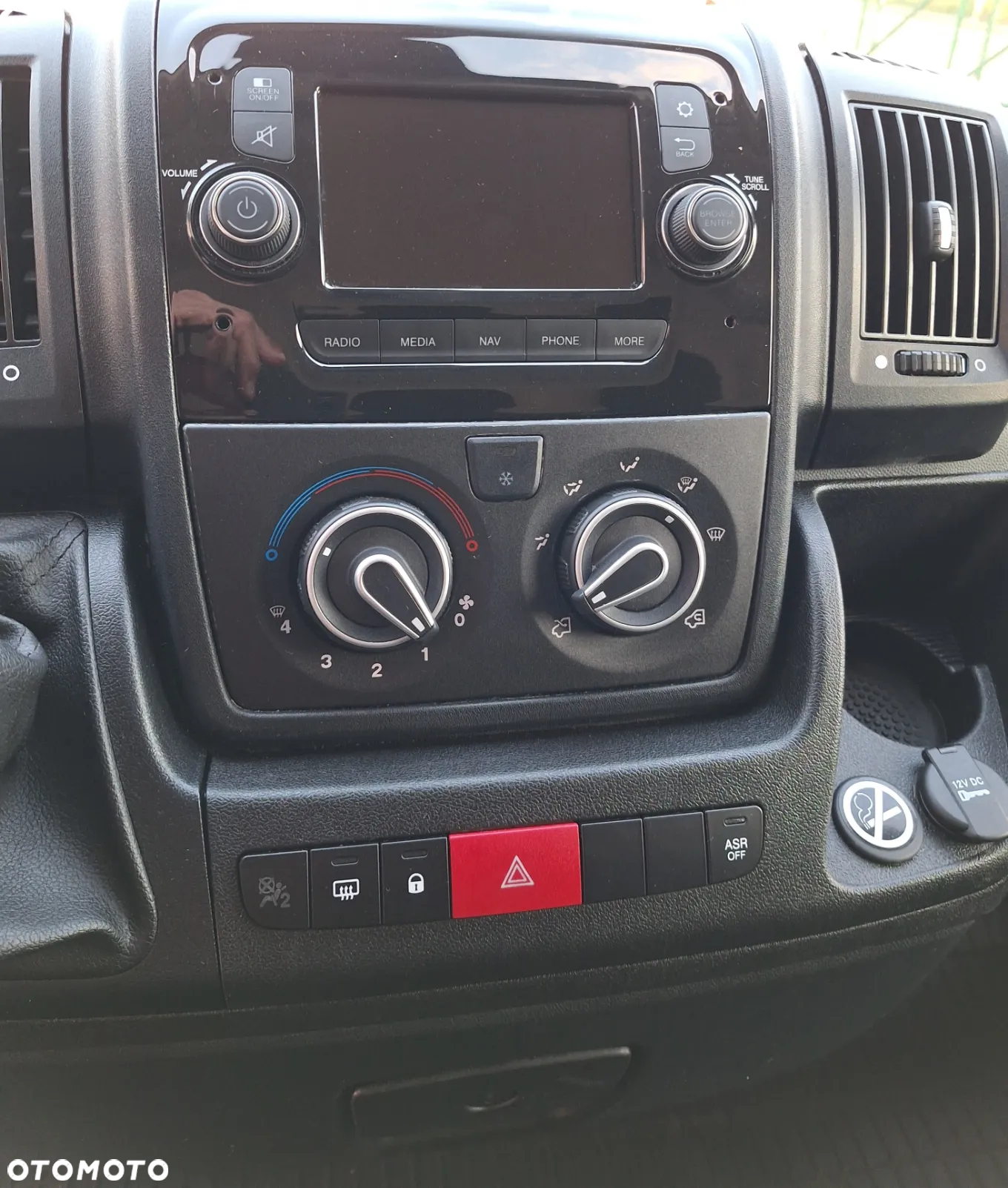 Peugeot BOXER L4H2 165 Blue HDI - 28