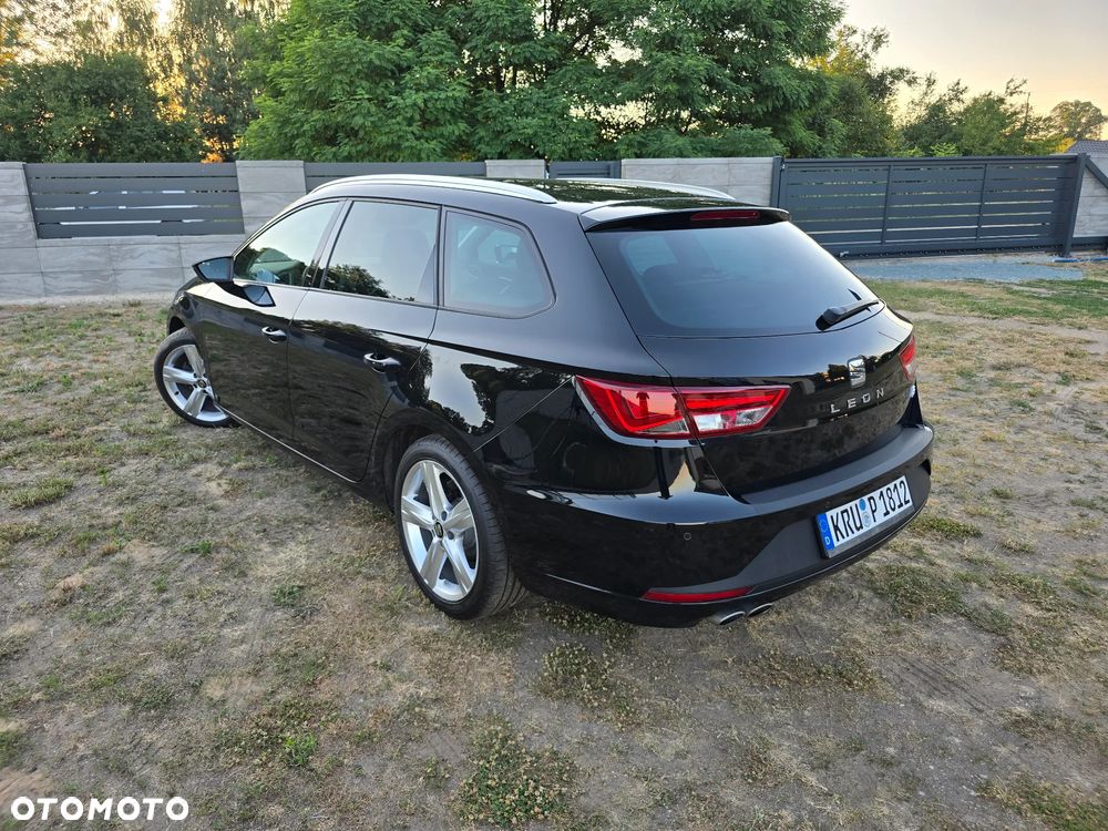 Seat Leon 2.0 TDI DPF Start&Stop DSG FR - 20
