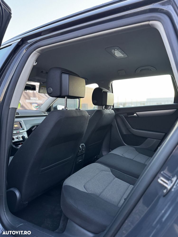 Volkswagen Passat Variant 2.0 TDI DSG BlueMotion Technology Comfortline - 10