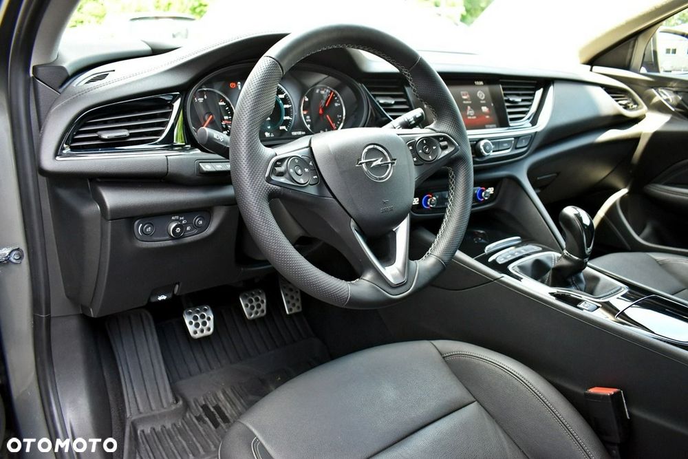 Opel Insignia 2.0 CDTI Executive 4x4 S&S - 9