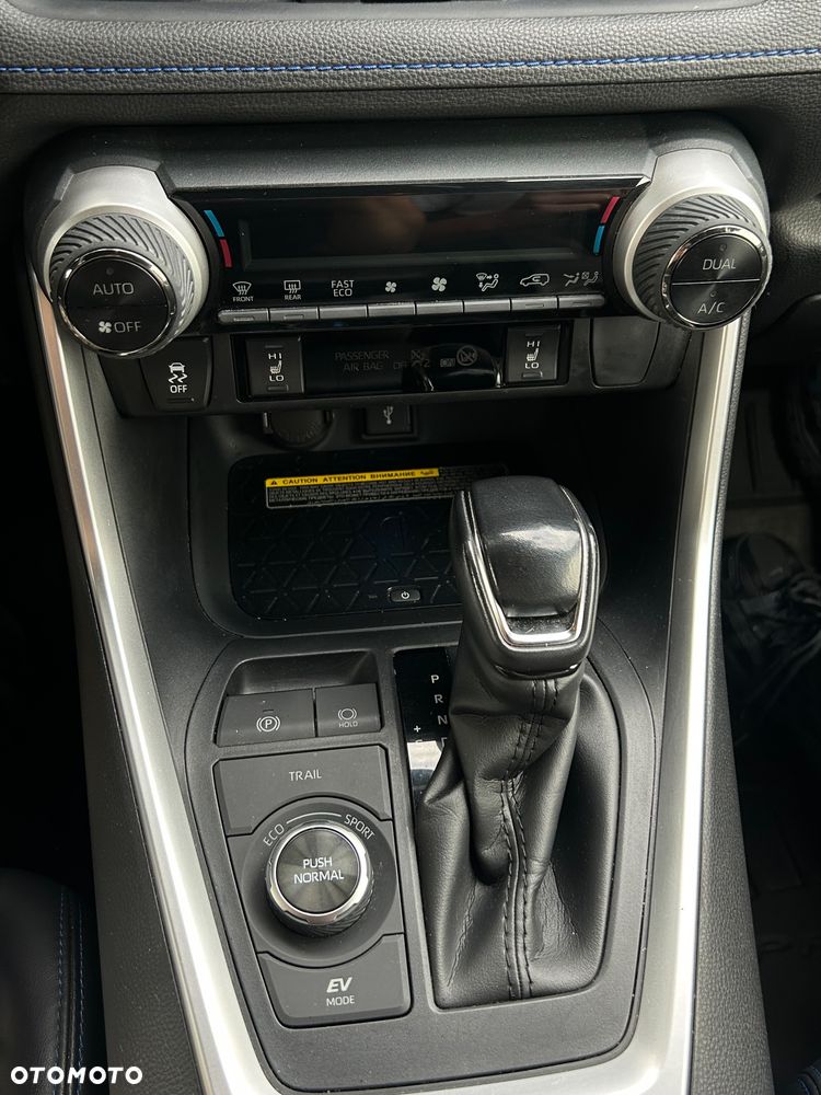 Toyota RAV4 2.5 Hybrid Selection 4x2 - 17