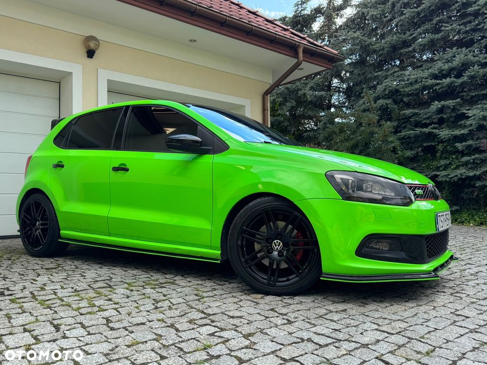 Volkswagen Polo 1.4 DSG GTI - 16
