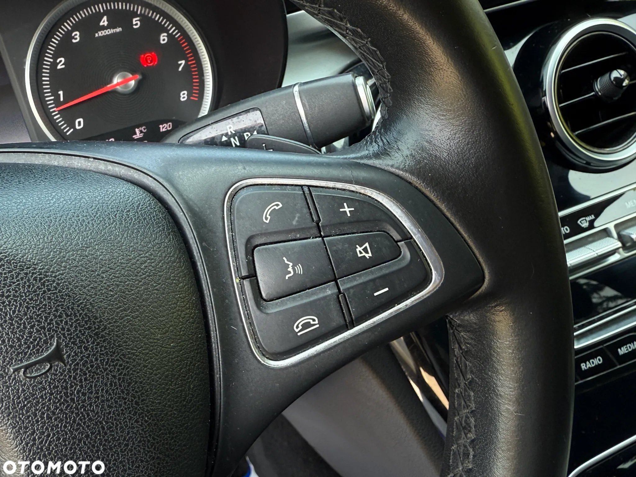 Mercedes-Benz Klasa C 200 9G-TRONIC - 29