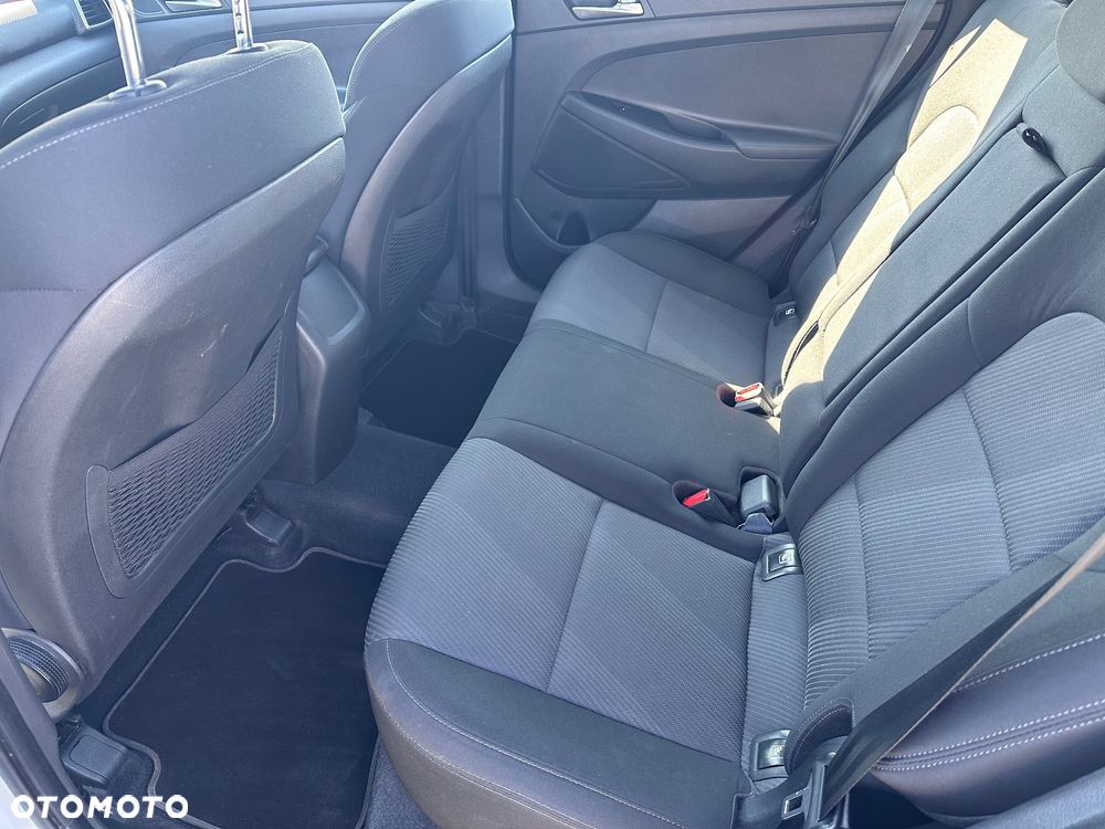 Hyundai Tucson 1.6 GDi Comfort 2WD - 22