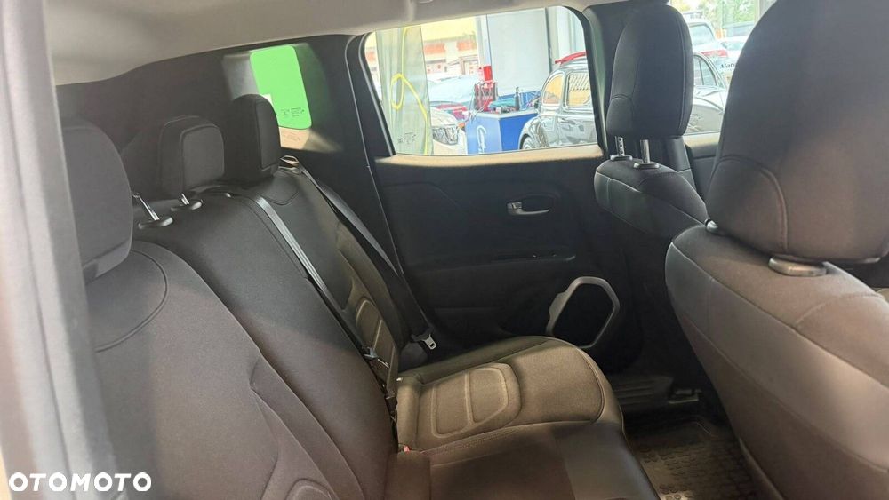 Jeep Renegade - 20
