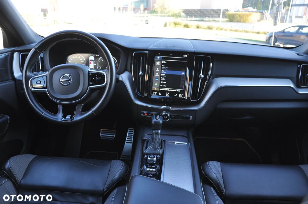 Volvo XC 60 D4 SCR R-Design - 14