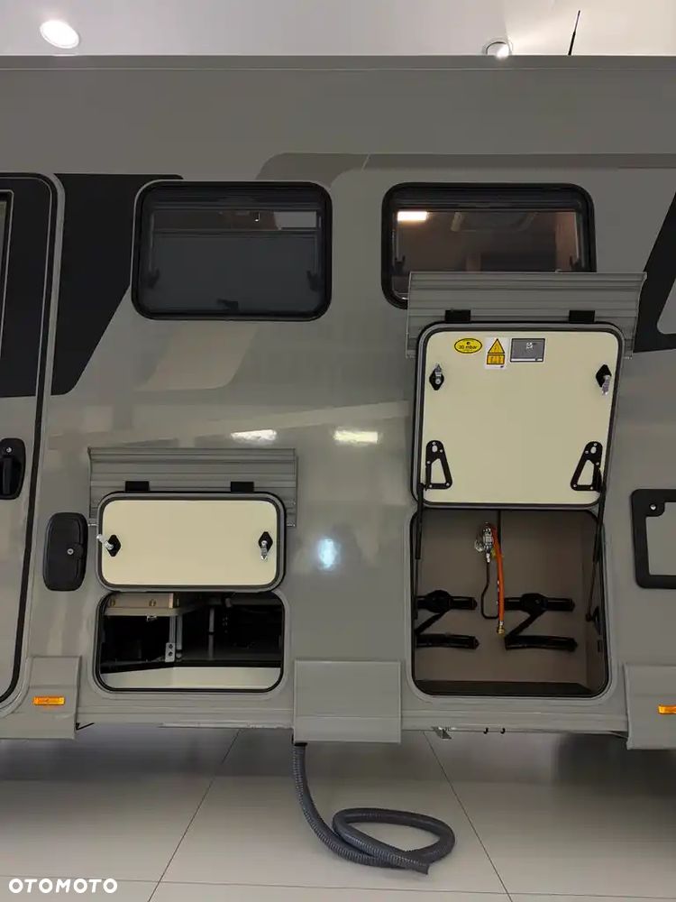 Eura Mobil Integra Line GT 726 QF - 37