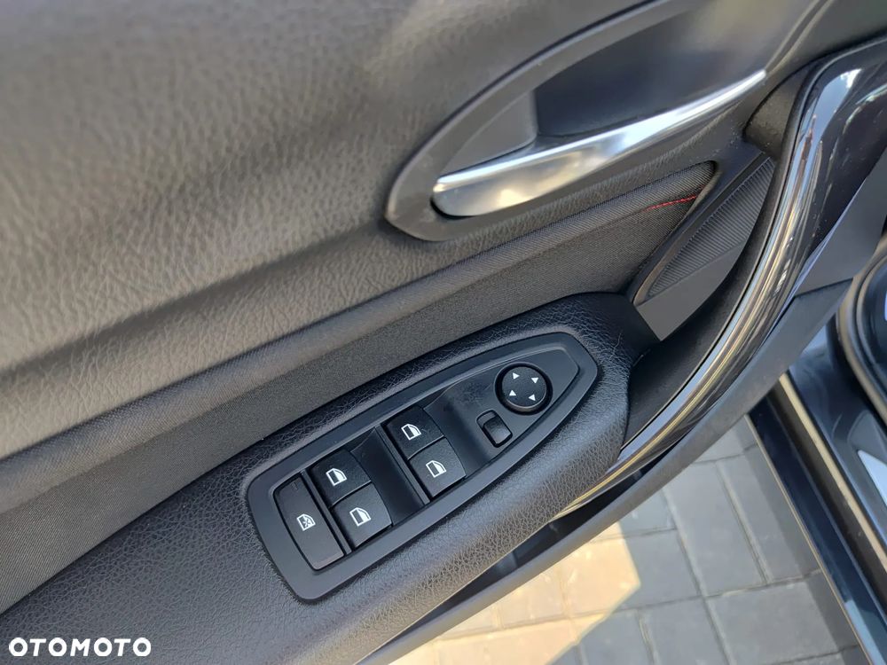 BMW Seria 1 116d EfficientDynamics Edition Sport Line - 19