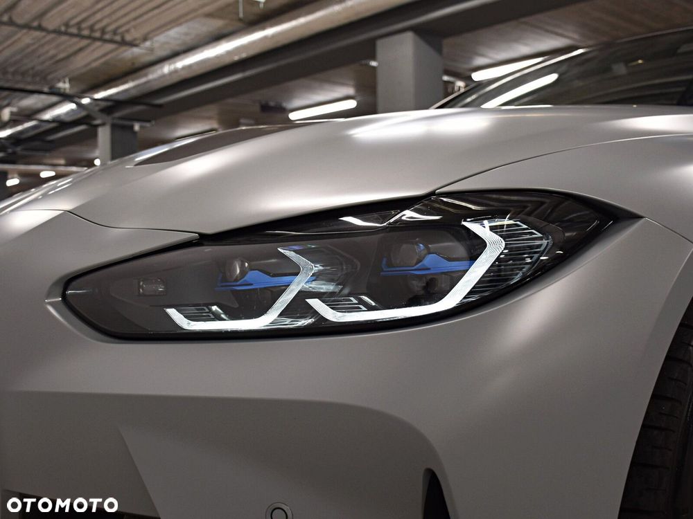 BMW M3 CS xDrive sport - 30