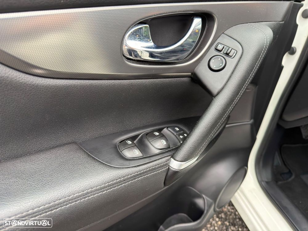 Nissan Qashqai 1.5 dCi Tekna - 35