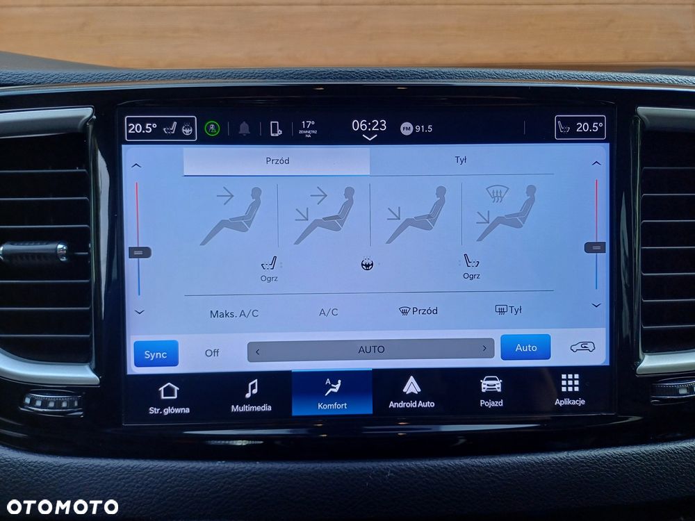 Chrysler Pacifica - 18