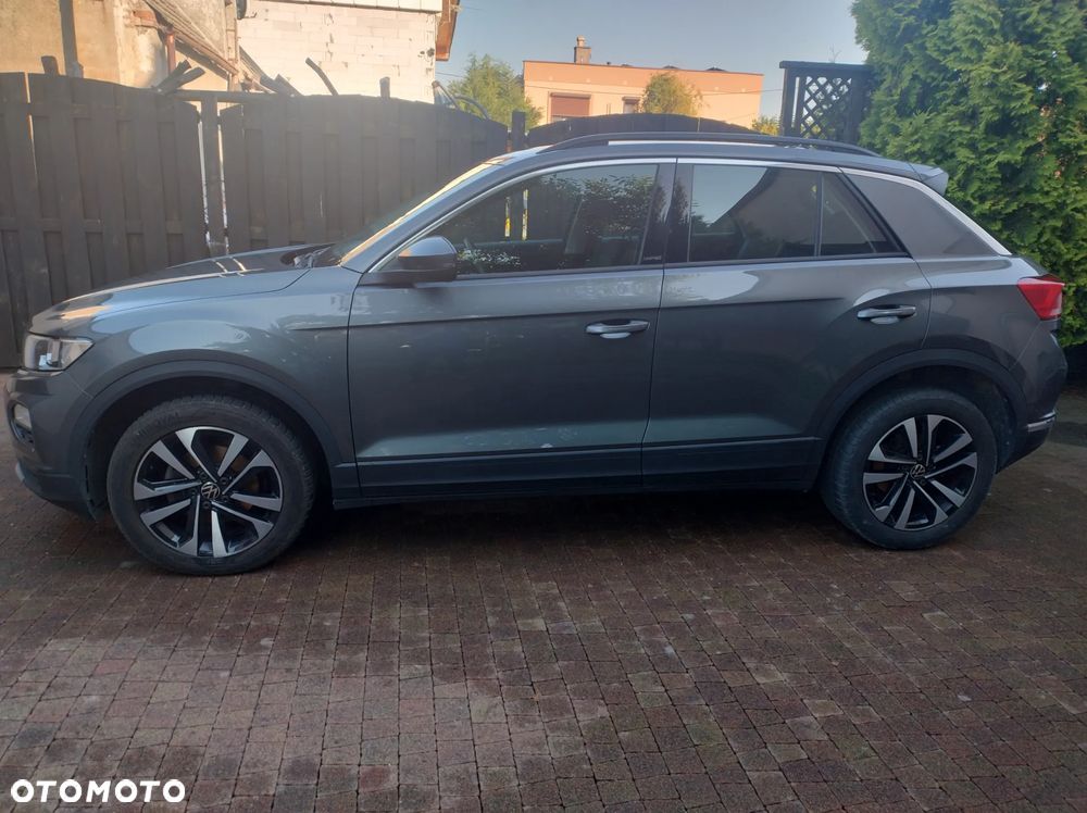 Volkswagen T-Roc - 4