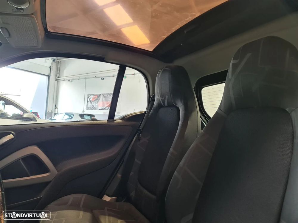 Smart ForTwo Coupé 0.8 cdi Passion 45 - 8