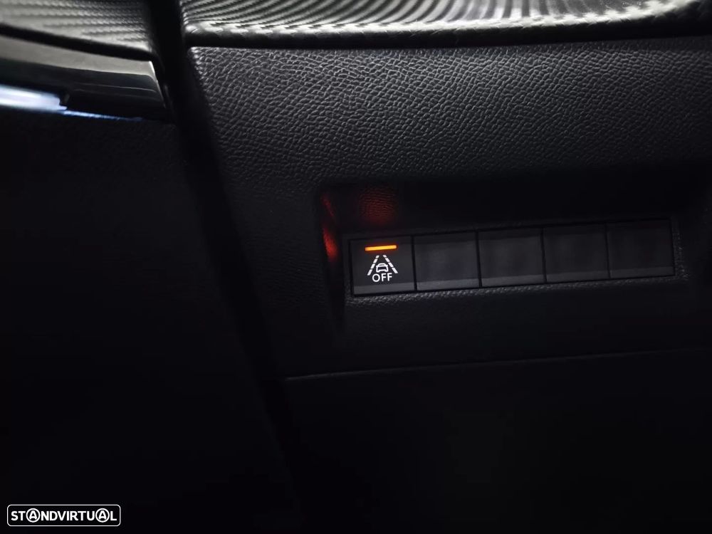 Peugeot 2008 1.5 BlueHDi GT Line EAT8 - 28