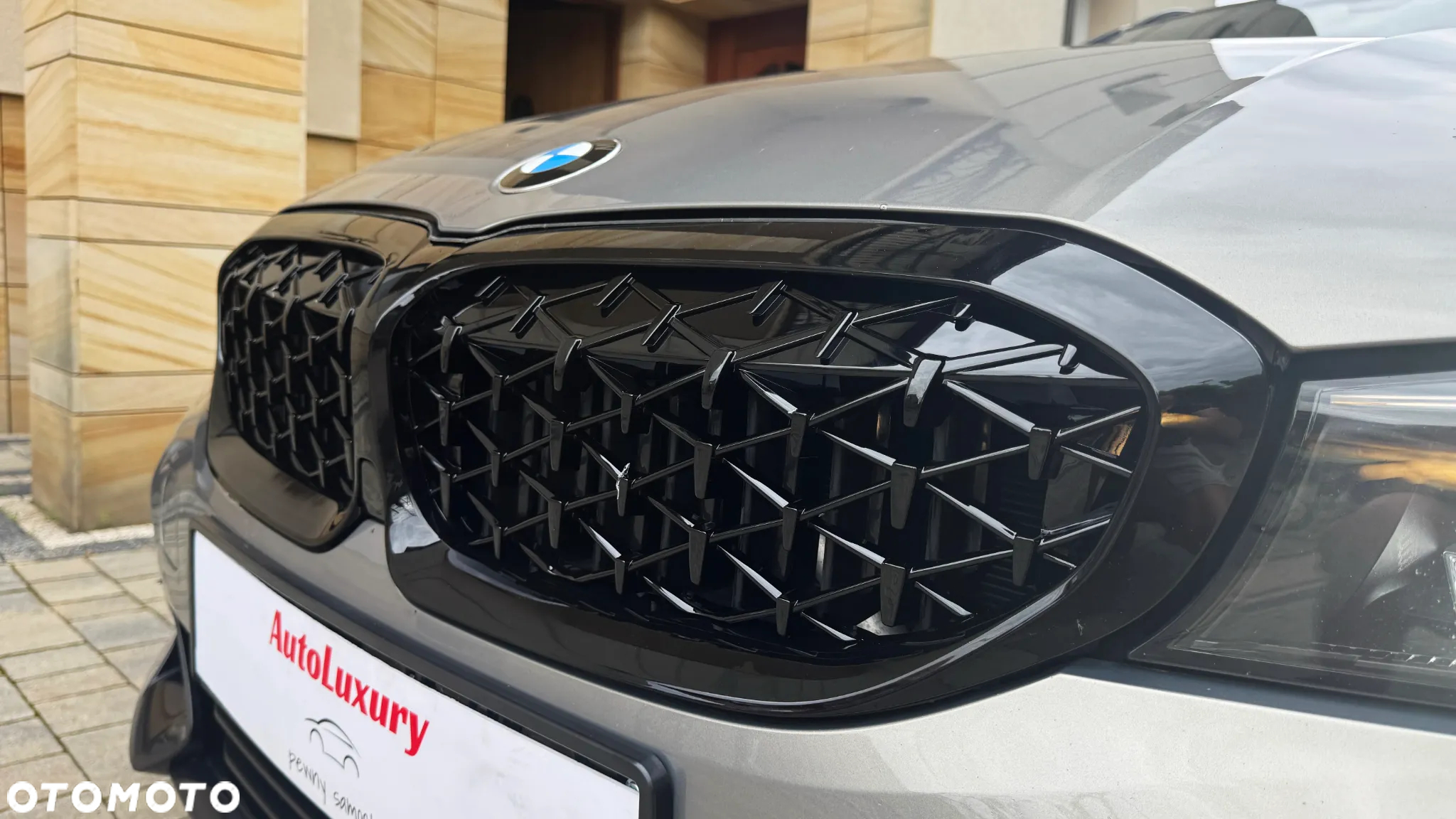 BMW Seria 3 330i Sport Line sport - 17