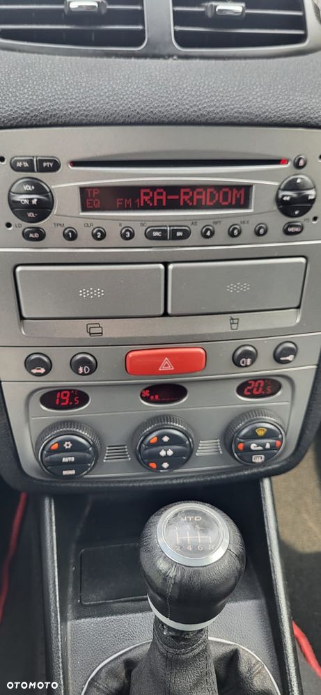 Alfa Romeo 147 1.9 JTD 16V Distinctive - 10