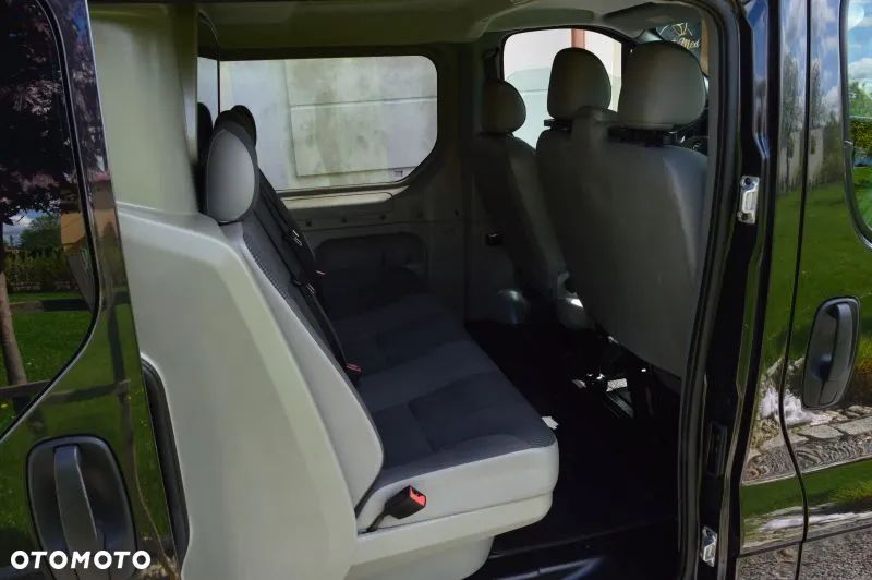Opel Vivaro - 21